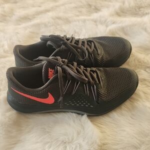 Nike Women's W Lunar Exceed TR-multisport Training Shoes US Size 7.5